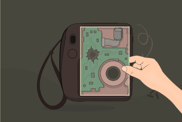 inspect the instax mini 12 hardware
